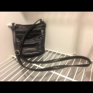 Leather crossbody handbag